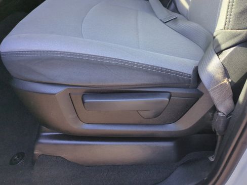 Used 2022 RAM 2500 Big Horn image 14