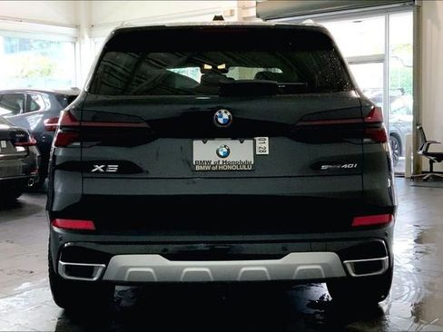 New 2026 BMW X5 sDrive40i w/ Parking Assistance Package image 4
