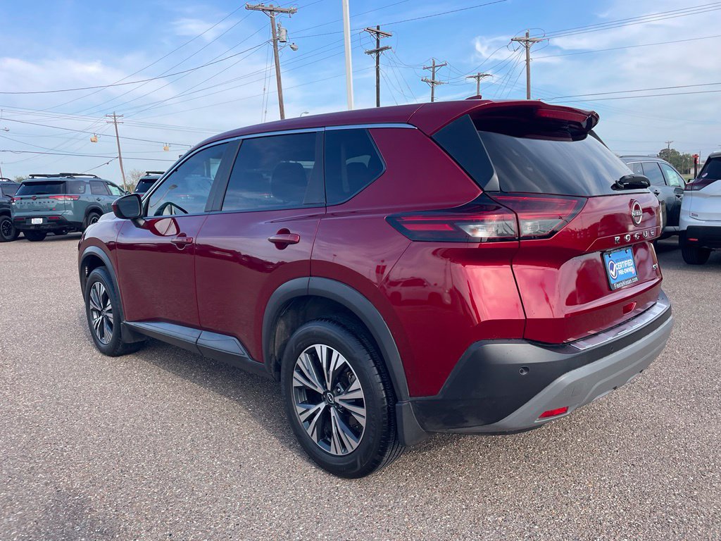 Certified 2023 Nissan Rogue SV FWD image 5