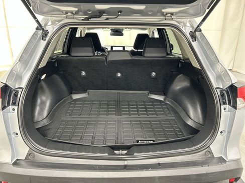 Used 2023 Toyota Corolla Cross LE w/ Moonroof Package image 22