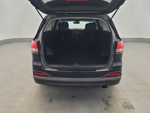 Used 2017 Kia Sorento AWD image 29