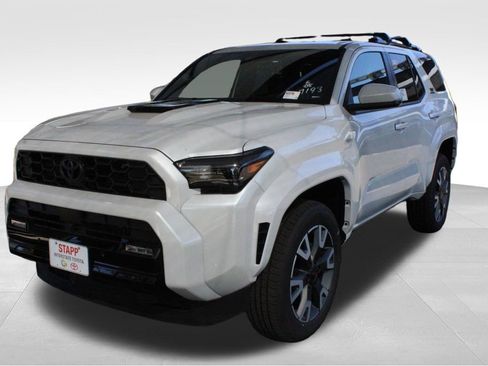 New 2026 Toyota 4Runner TRD Sport AWD/4WD image 9
