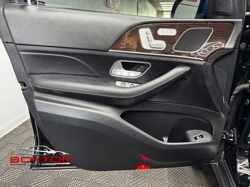 Used 2025 Mercedes-Benz GLE 350 4MATIC image 37