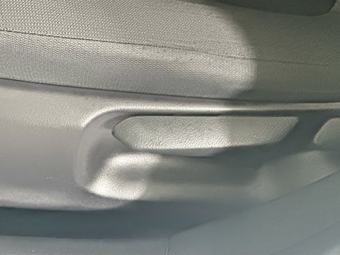 Used 2021 Toyota Corolla LE FWD image 13