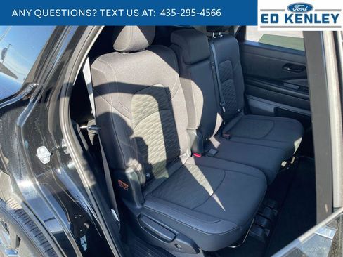 Used 2024 Nissan Pathfinder S AWD/4WD image 28