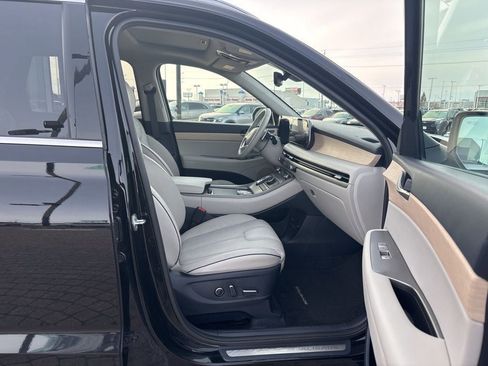 Used 2023 Hyundai Palisade Limited AWD/4WD image 38