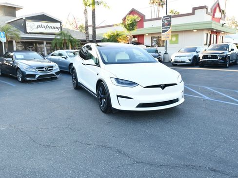Used 2023 Tesla Model X AWD/4WD image 1