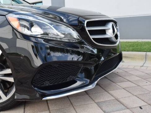 Used 2014 Mercedes-Benz E 250 BlueTEC Sedan image 15