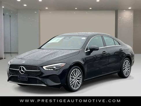 Used 2025 Mercedes-Benz CLA 250 4MATIC image 1