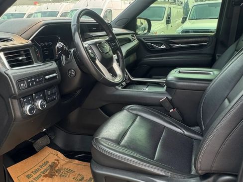 Used 2021 GMC Yukon Denali w/ Denali Ultimate Package AWD/4WD image 16