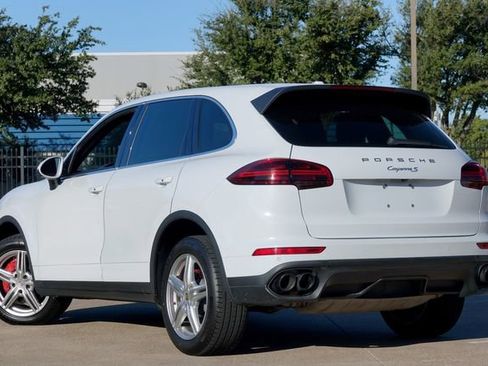 Used 2016 Porsche Cayenne S w/ Premium Plus Package image 18
