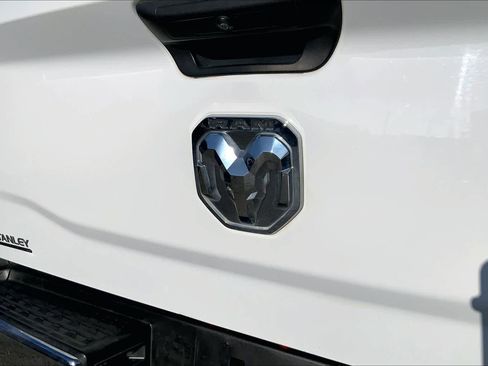 Used 2020 RAM 3500 Tradesman image 21