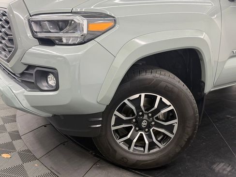 Certified 2022 Toyota Tacoma TRD Sport w/ TRD Premium Sport Package RWD image 5