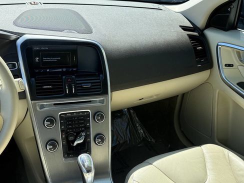 Used 2013 Volvo XC60 T6 image 7
