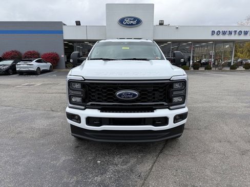 Used 2026 Ford F250 XL w/ STX Appearance Package image 4