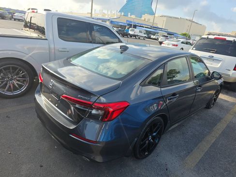 Used 2022 Honda Civic Sport image 6