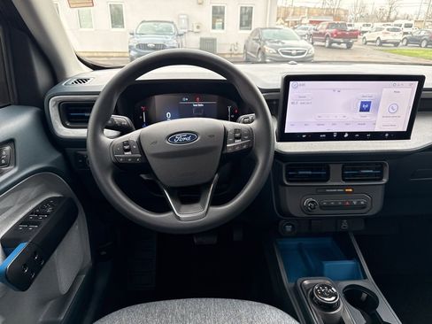 Used 2025 Ford Maverick XLT w/ Equipment Group 302A AWD/4WD image 9