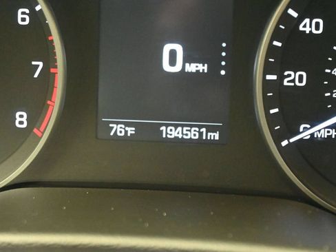 Used 2018 Hyundai Elantra SEL FWD image 17