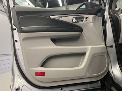Used 2019 Honda Pilot EX-L image 10