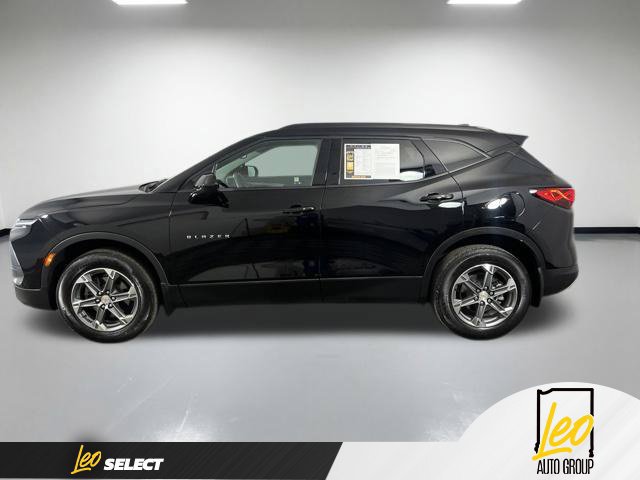 Used 2023 Chevrolet Blazer LT w/ Convenience Package FWD image 9