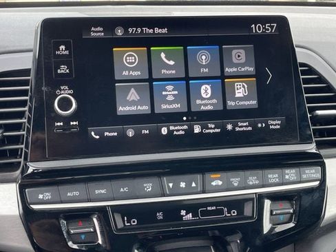 Used 2025 Honda Odyssey Sport-L image 17