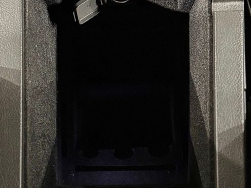 Used 2013 Lincoln MKX AWD image 91