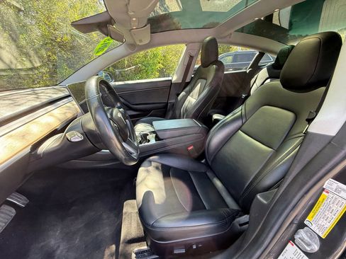 Used 2018 Tesla Model 3 Long Range image 39