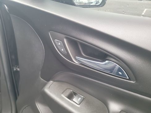 Used 2022 Chevrolet Equinox LT image 28