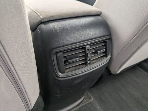 Used 2020 Honda CR-V LX image 13