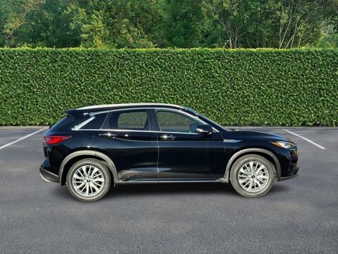 Used 2025 INFINITI QX50 Luxe image 2