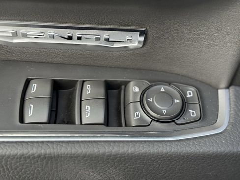 Used 2025 GMC Sierra 1500 Denali image 22