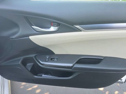 Used 2016 Honda Civic EX-L image 22