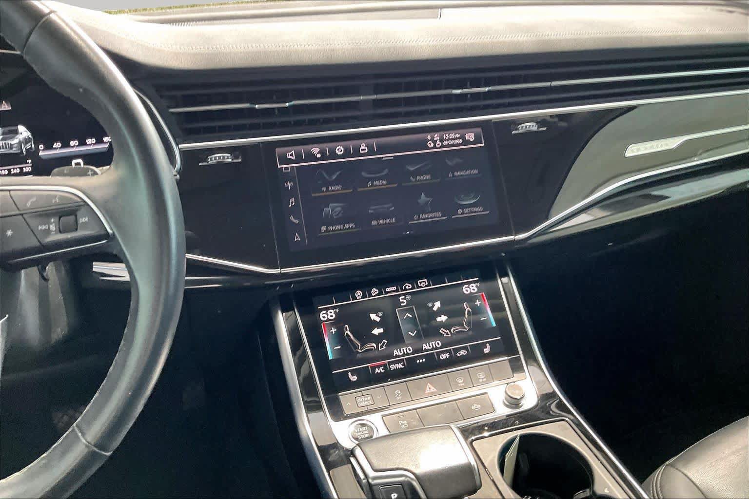 Used 2023 Audi Q7 2.0T Premium w/ Convenience Package AWD/4WD image 7