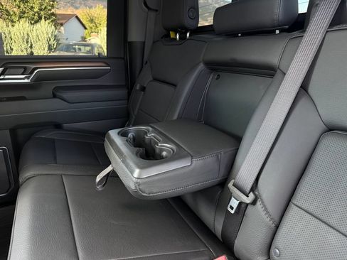 Used 2025 GMC Sierra 3500 Denali w/ Denali Reserve Package AWD/4WD image 39