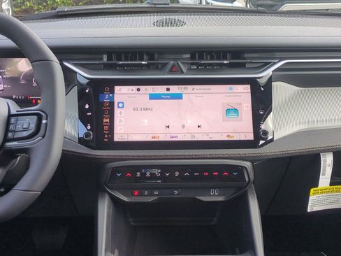 New 2026 Jeep Cherokee Limited image 19