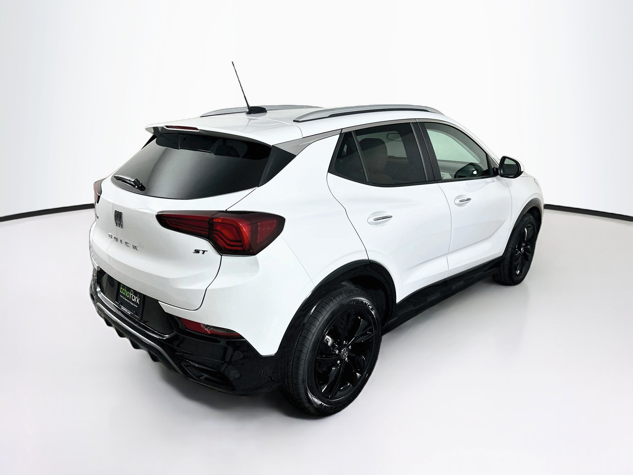 Used 2024 Buick Encore GX Sport Touring FWD image 9