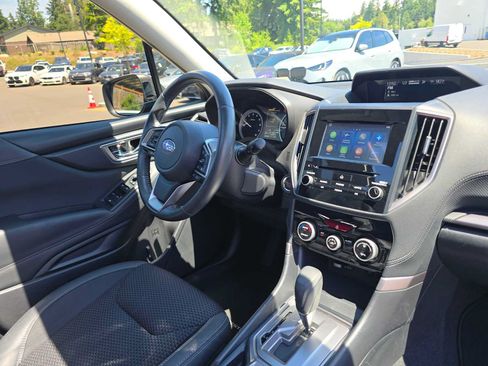 Used 2023 Subaru Forester Premium AWD/4WD image 10