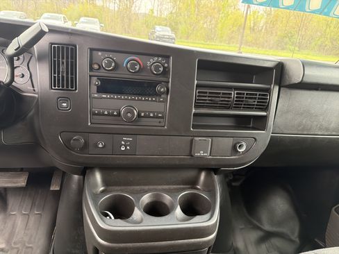 Used 2024 Chevrolet Express 2500 w/ Driver Convenience Package RWD image 14