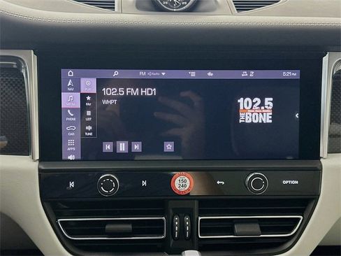 Used 2023 Porsche Macan GTS image 15