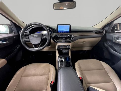 Used 2020 Ford Escape Titanium w/ Titanium Premium Package 2.0 AWD/4WD image 7