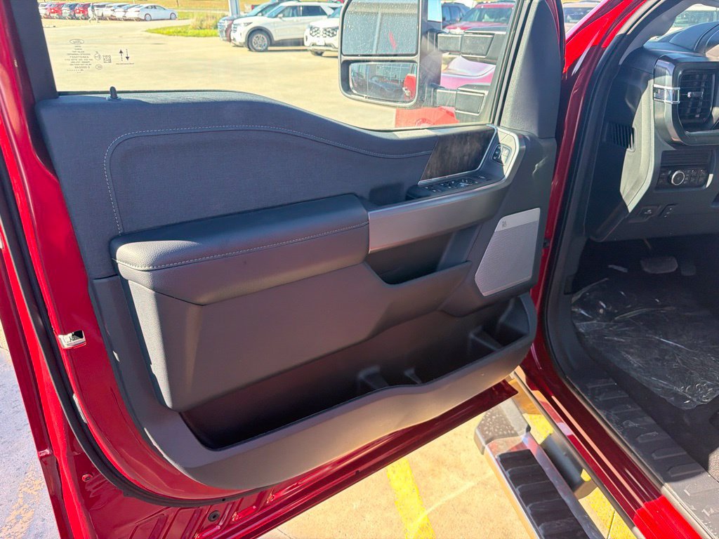 New 2027 Ford F350 Lariat w/ Lariat Premium Package AWD/4WD image 14
