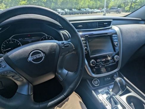 Used 2024 Nissan Murano SV image 34
