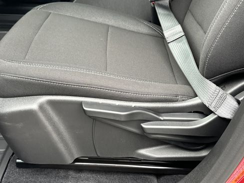 New 2026 Chevrolet Equinox EV LT image 10