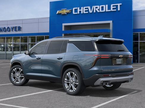 New 2025 Chevrolet Traverse LT w/ Driver Confidence Package image 27