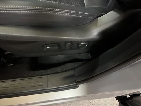 Used 2023 Subaru Forester Limited image 51