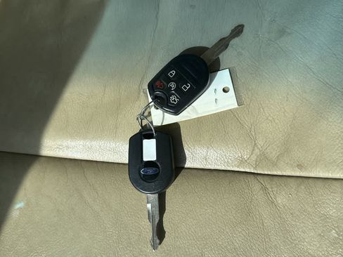 Used 2014 Ford Flex SEL w/ Equipment Group 202A FWD image 21