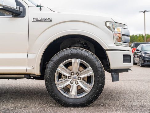 Certified 2018 Ford F150 Platinum w/ Equipment Group 701A Luxury image 9