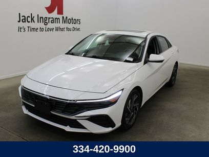 Used 2025 Hyundai Elantra SEL