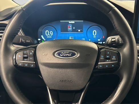 Used 2024 Ford Escape Platinum AWD/4WD image 24