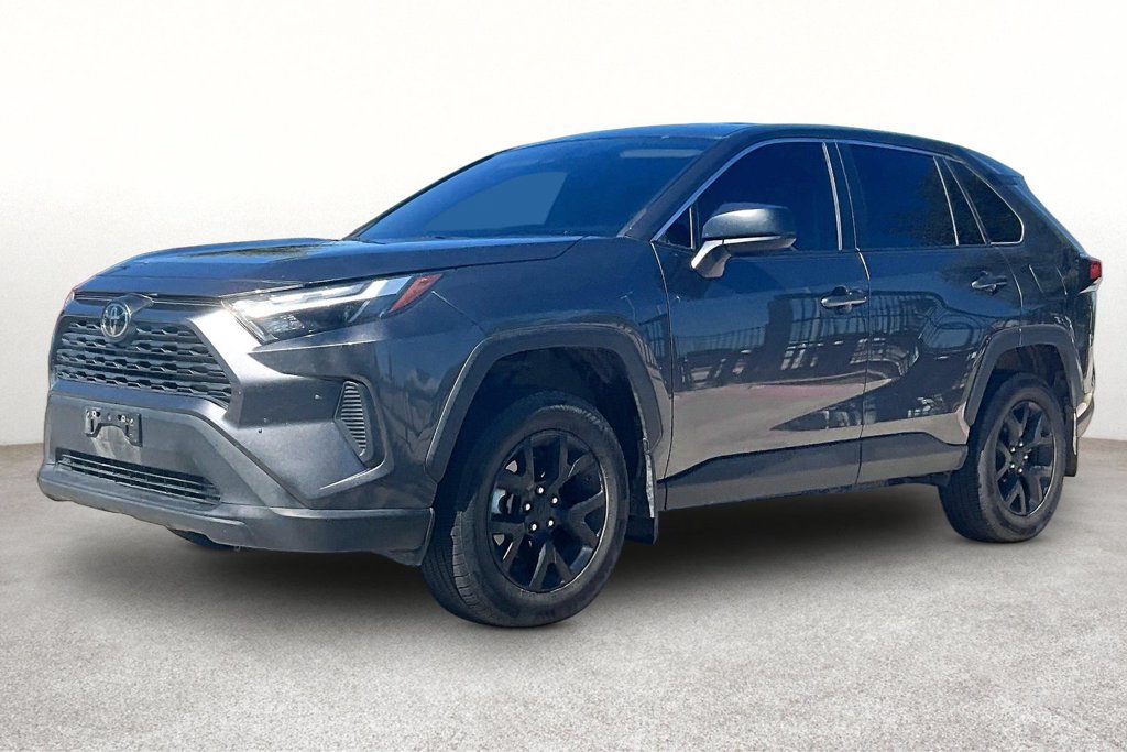 Used 2023 Toyota RAV4 LE FWD image 5